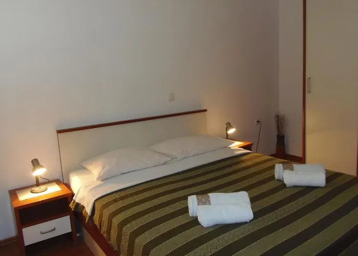 아파트 In With Sea View, Balcony, Air Conditioning, Wifi 4623-5 *